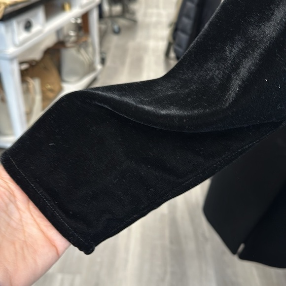 KARINA MEGAN VELVET DRESS - Picture 5 of 6